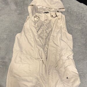 Staccato Cream Hooded Sleeveless Utility Vest
